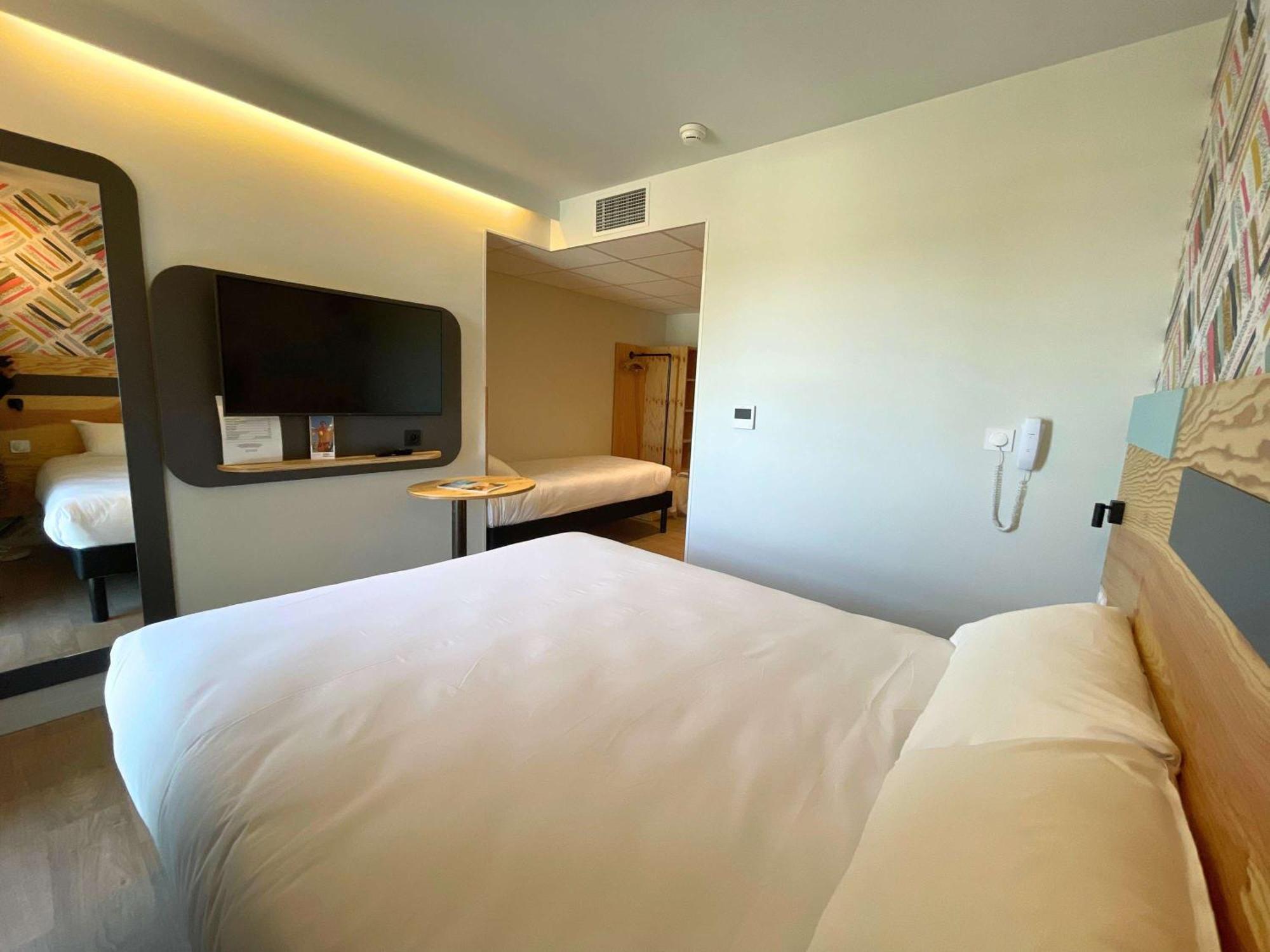 Greet Hotel Castets Coeur Des Landes Exterior photo