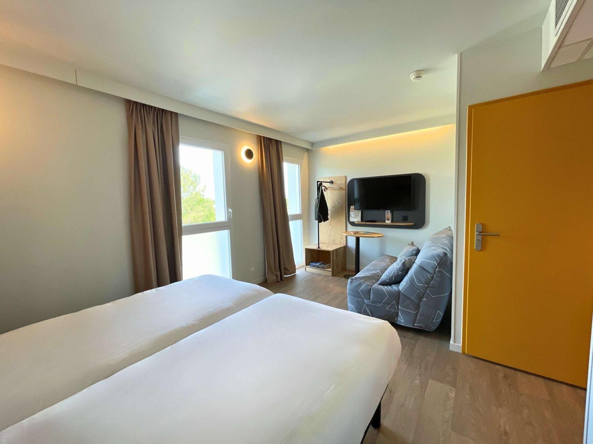 Greet Hotel Castets Coeur Des Landes Exterior photo