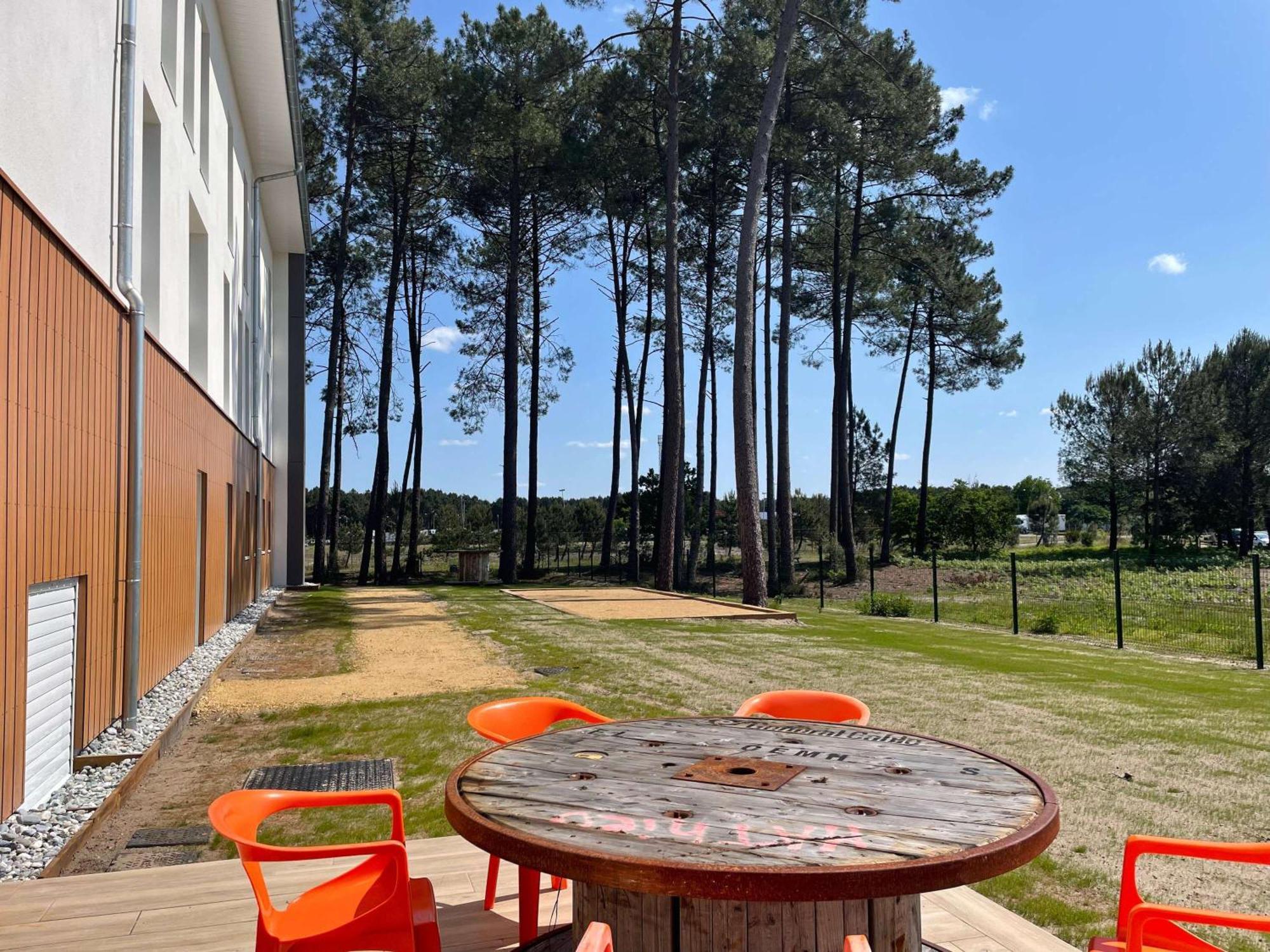 Greet Hotel Castets Coeur Des Landes Exterior photo